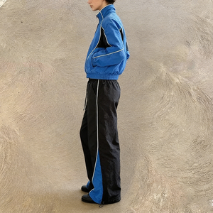 ECOACH Ensemble survêtement personnalisé 100% nylon, veste zippée à lignes réfléchissantes brodées, style streetwear, pantalon ample - Product Image 3
