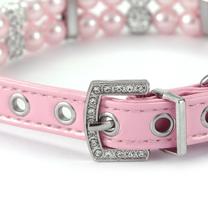 Collar y Correa de Lujo para Mascotas, en Cuero PU Sintético, Estilo Martingale, con Cuentas de Perlas Brillantes, para Perros Hembras de Raza Pequeña - Product Image 3