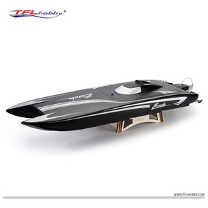 Bateau télécommandé Zonda 1133CAT à double moteur haute vitesse, coque en carbone Kevlar, moteur sans balais - Product Image 4