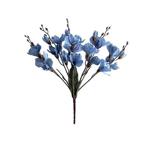 <span class=keywords><strong>Fleur</strong></span> de Magnolia Artificielle 5 Têtes <span class=keywords><strong>D</strong></span>écoration de Table Longue Durée Style Européen Saint-Valentin Noël Diplôme - Product Image 5