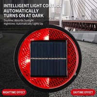 Solarbetriebene LED-PC-Material Magnetische Stroboskop-Warnleuchte Bernsteinfarbenes Blinklicht für Auto LKW Verkehr