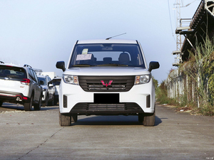 中国五菱自动7座MPV五菱宏光PLUS 1.5L 99马力L4汽油紧凑型MPV - Product Image 2