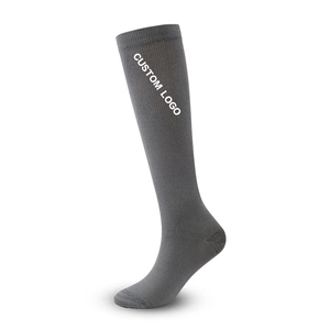 Chaussettes de sport en tricot pour enfants et adultes, couleur unie, hauteur genou, antidérapantes, respirantes, absorbant la transpiration, chaussettes de compression - Product Image 3