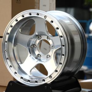 Jantes Beadlock forgées HTOR 16x8 17x9 à face usinée 6x139.7 6x135 8x6.5 8x170 pour tout-terrain F150 Wagoneer F250 2500 Y60 Y61 FJ - Product Image 2