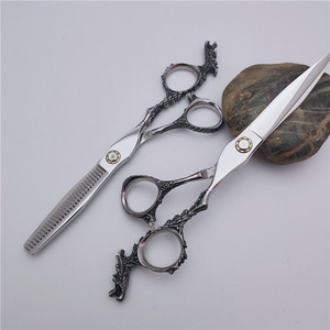 Ciseaux de coiffure professionnels à poignée dragon personnalisée, 6,0 pouces, ciseaux à effiler en acier inoxydable 440C, pour droitiers, ciseaux plats - Product Image 3