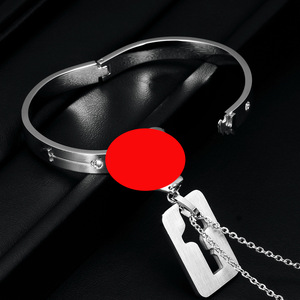 Titanium Steel Heart <b>Bracelet</b> Keychain Lock <b>Set</b> Gift for Couple Unisex Jewelry - Product Image 1