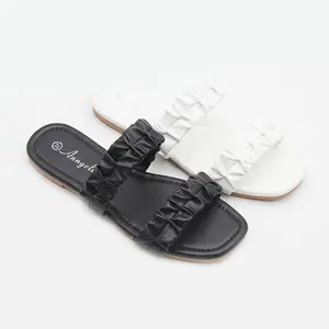 New Style Design Summer Open Toe Cross Strap Flat Base Women's Slippers Woven Belt Beach Platform Sandals For Women And Ladies