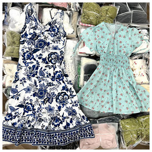 Vestidos casuales de mujer a granel, surtidos de ropa nueva y usada, stock de ropa para el verano, venta al por mayor, pacas de ropa - Product Image 3