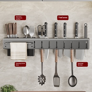 Le fabricant fournit des étagères murales en métal pour la <span class=keywords><strong>cuisine</strong></span> et des porte-couteaux pour les outils de nettoyage <span class=keywords><strong>sans</strong></span> <span class=keywords><strong>percer</strong></span> de trous. - Product Image 1