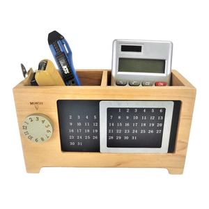 Organisateur de bureau rectangulaire en bois, porte-stylos et crayons pratique avec calendrier, boîte de rangement et ornements – Idéal comme cadeau - Product Image 4