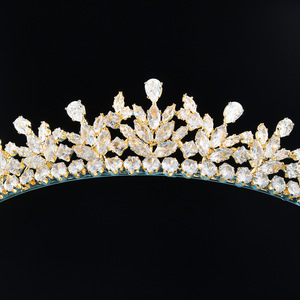 Diadème de Mariage Haut de Gamme en Zirconium Marquise, <span class=keywords><strong>Couronne</strong></span> Nuptiale Ornée Plaqué Or, Coiffe Étoilée en Cristal pour Quinceañera et Événements Spéciaux - Product Image 5