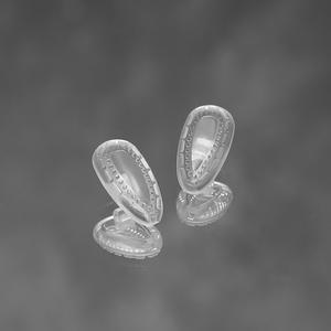 Almohadillas Nasales de Silicona Transparente con Diseño Texturizado y Efecto Masaje, Antideslizantes para Gafas, Modelo Airbag, Primavera 2022 - Product Image 3