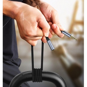 Câble <span class=keywords><strong>audio</strong></span> auxiliaire personnalisé 3,5 mm plaqué or TRRS mâle-femelle avec blindage tressé <span class=keywords><strong>pour</strong></span> ordinateur, autoradio et haut-parleur - Product Image 5
