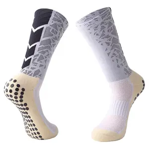 Meias esportivas antiderrapantes, meias com aderência respirável de futebol, de tamanho médio da panturrilha