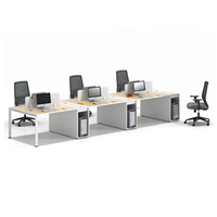 Bureau informatique linéaire de 2,4 m, poste de travail d'équipe nordique 4 places pour projet commercial