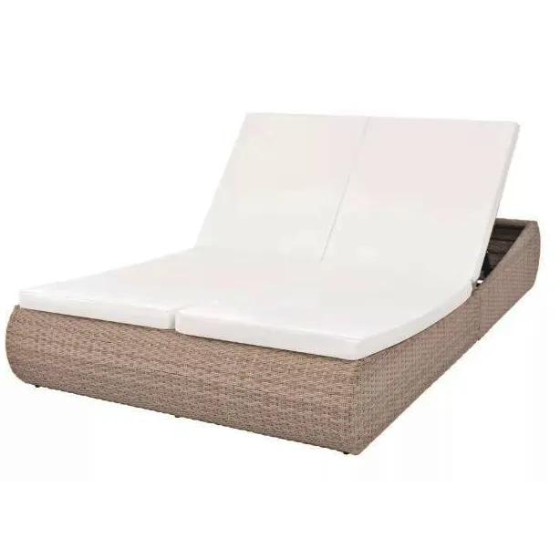 Santai Luar Ruangan Rotan Tempat Tidur Matahari Ganda Anyaman Rotan Chaise Lounge Pantai Kolam Renang OEM Modern Furniture Melengkung Luar Ruangan Daybed