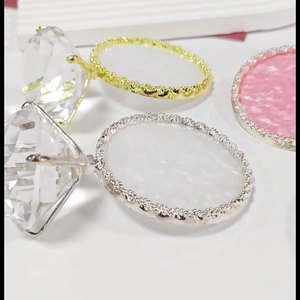 Venta al por mayor herramientas de uñas gran diamante práctica de uñas estante de exhibición 3D puntas de uñas tablero de exhibición paleta de colores de resina - Product Image 2