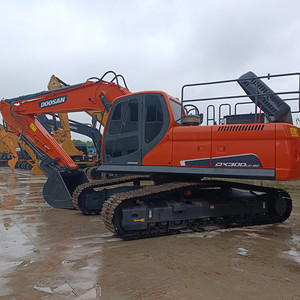 Doosan DX300LC-9C Excavateurs d'occasion Machines hydrauliques à chenilles d'occasion avec composant de moteur principal coréen en vente - Product Image 3