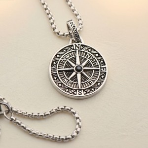 <b>Vintage</b> Nordic Viking Style Men's Round Pendant Necklace Silver <b>Compass</b> Design Gift Jewelry - Product Image 1