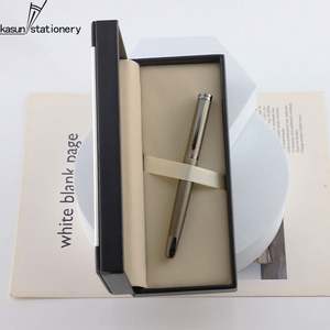 Bolígrafo de Metal Gris Metálico Grabado al por Mayor, Bolígrafo de Rodillo de Calidad para Firmas, Bolígrafo de Regalo Publicitario para Oficina y Negocios - Product Image 6