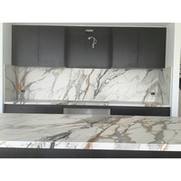 Comptoir de cuisine en marbre Calacatta gris doré sans silice, découpé sur mesure, directement de l'usine chinoise, en porcelaine et pierre de quartz