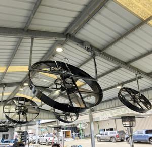 Ventilateur de refroidissement à lame en aluminium Hotsale Ventilateur suspendu de plafond pour ferme laitière pour hangar à vaches - Product Image 6