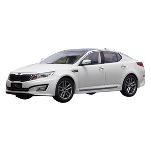 Nuevo Diecast 1:18 2015 K5 <span class=keywords><strong>KIA</strong></span> aleación coches modelo juguete Puerta Abierta simulación coche juguetes con tirar hacia atrás vehículo para niños regalo - Product Image 1