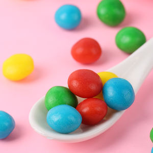 Оптовая продажа от производителя: Ассорти фруктовых жевательных конфет, сладко-кислые желейные конфеты, радужные жевательные бобы, халяльные конфеты. - Product Image 3