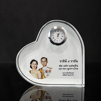 Personnalisé couleur impression photo horloge en cristal en forme de Coeur MH-C0206