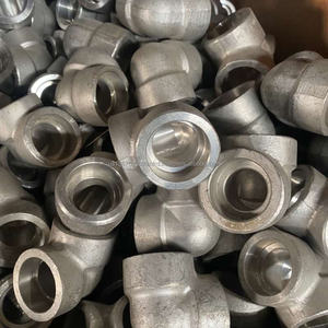 Raccords forgés en acier A105 DN25 classe 3000 de 2 pouces, filetage NPT, TEE, peinture résistante à la corrosion - Product Image 4