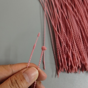 Geri dönüştürülebilir ve yenilenebilir ayarlanabilir Bungee kordon topu döngü kravat bağlantı elemanları naylon inci kravat konfeksiyon oyuncaklar için giysi etiketi Pin etiket - Product Image 5