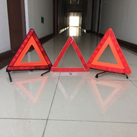 2025 Triangle d'avertissement d'urgence en matériau PMMA rouge pour véhicules Kit de trois packs en un réflecteur Triangle réfléchissant