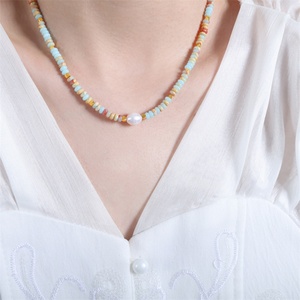 สร้อยคอประดับลูกปัดหรูหราประณีตพร้อมจี้มุกสำหรับผู้หญิง - Product Image 3