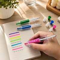 Stylo bille double-embout fantaisie promotionnel multicolore en forme de seringue avec pointe oblique et marqueur surligneur
