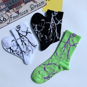 Chaussettes de sport pour couples, rayures éclair assorties, tube moyen, danse de rue, skateboard, chaussettes de sport pour hommes et femmes - Product Image 4