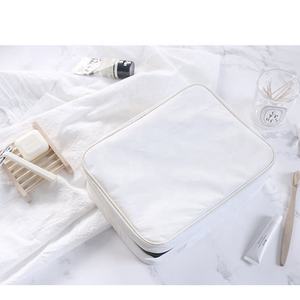 Makyaj çantası özel beyaz kese hafif <span class=keywords><strong>Tyvek</strong></span> kozmetik çantaları seyahat makyaj çantası özel etiket asılı yıkama lüks elbise BSCI - Product Image 5