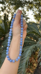 สร้อยคอประดับลูกปัดหลากสีสันสไตล์ซัมเมอร์ ทำด้วยมือจากหินอาเกตธรรมชาติ พร้อมตัวคั่นชุบทอง 18k สำหรับผู้หญิงและผู้ชาย - Product Image 2