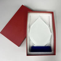 Trophée en forme de tour de cristal de sublimation claire en gros avec MH-NJ0688 de base bleue