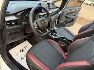 Voiture d'occasion Geely GX3 Pro 2021 1.5L 5MT, SUV compact essence 2 roues motrices, Livan X3 Pro d'occasion pour l'Égypte avec sièges en cuir - Product Image 6