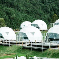 Dôme géodésique de luxe pour hôtel en plein air, tente de glamping quatre saisons avec tissu PVC, hébergement en dôme de resort