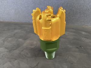 Mũi khoan <span class=keywords><strong>PDC</strong></span> <span class=keywords><strong>3</strong></span> cánh 5 cánh 7 cánh có thể tùy chỉnh mũi khoan dầu giếng nước với moq thấp - Product Image 2