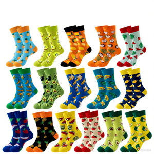 Chaussettes tendance XIANGHUI, motifs fruits et aliments, designs classiques originaux, chaussettes amusantes pour hommes et femmes, style romantique, vente en gros - Product Image 2