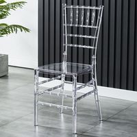 Chaise Chiavari en acrylique transparente en gros, chaise de mariage en cristal pour hôtel, événements de banquet, location de chaises de salle de bal de luxe à Dubaï, style Tiffany