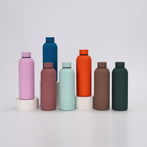 2025 di vendita calda 750ML doppia parete sport borracce d'<span class=keywords><strong>acqua</strong></span> in acciaio inox borraccia sport <span class=keywords><strong>Design</strong></span> moderno - Product Image 1