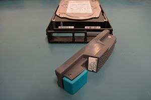 数据系统1 146gb FC HDD罐 (DKS2C-K146FC) DKU-F505I-146KS.P - Product Image 3