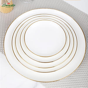 Plato de Porcelana Cerámica Ecológica de Lujo Blanco con Borde Dorado, Diseño Plano Moonlight para Uso en Restaurantes y Hoteles de Alta Gama - Product Image 1