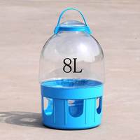 Abreuvoir automatique carré en plastique solide pour pigeons, anti-déversement, anti-éclaboussures, portable, 8L, pour l'élevage de poulets