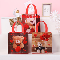 Sac fourre-tout non tissé d'épicerie imprimé au détail de logo personnalisé conception d'ours de cadeau de la Saint-Valentin pour des achats pratiques