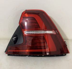Fari Posteriori Originali Usati di Alta Qualità per Volvo S60, Consegna Rapida - Product Image 6