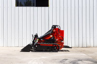 Mini-chargeuse compacte sur chenilles Harnze avec moteur RATO, composants de pompe, garantie 1 an, 24 CV, couple élevé